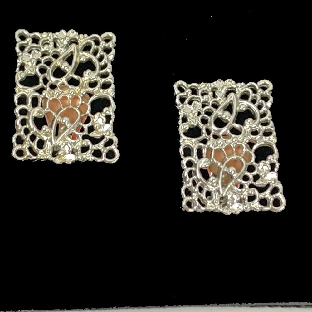 Vtg. EMMONS Filigree Detailed Clip On Earrings